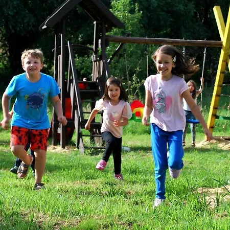 Farm stay Sady Blotnica Dom Goscinny *