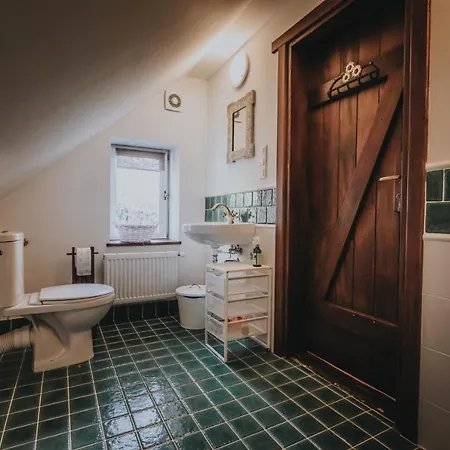 Sady Blotnica Dom Goscinny Farm stay Prusy (Lower Silesia)