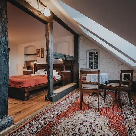 Sady Blotnica Dom Goscinny * Prusy (Lower Silesia)